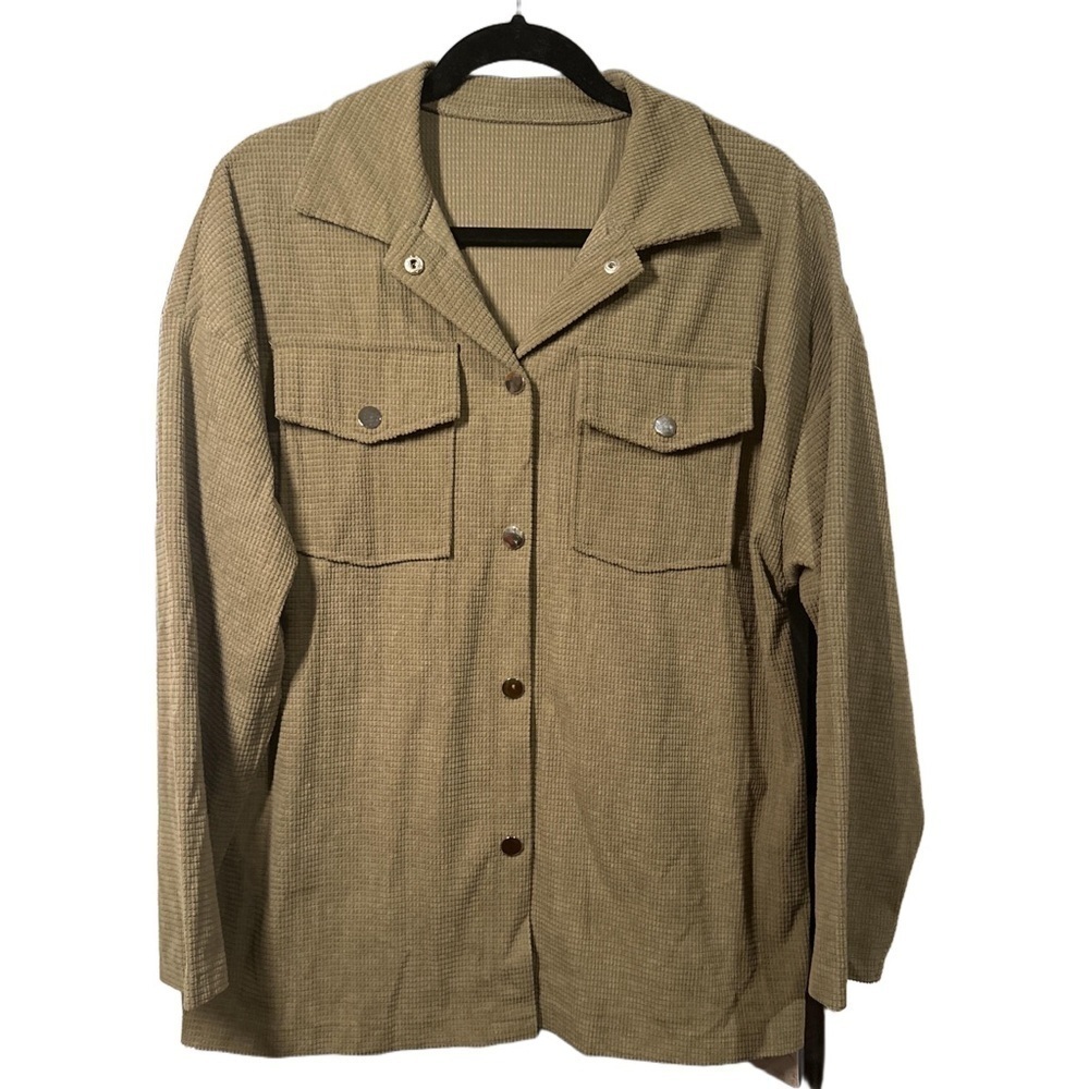 NWT EMERY ROSE Overaided Size M Light Olive Green Shacket